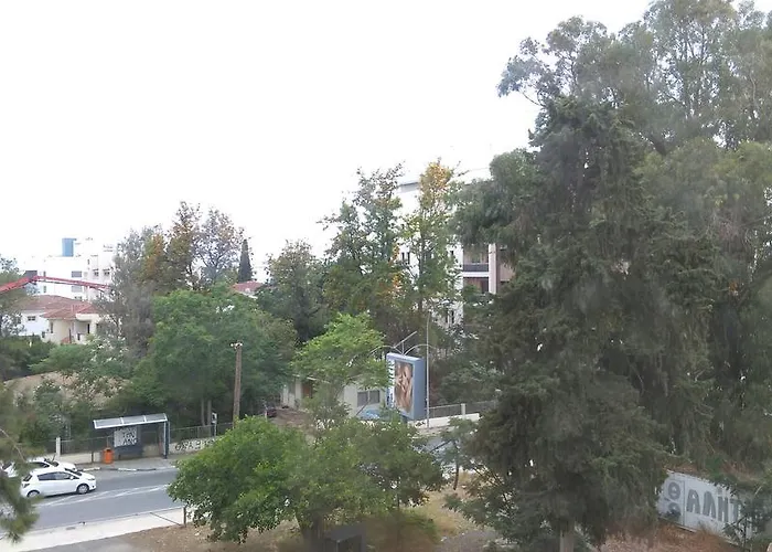 Modern Center Λάρνακα